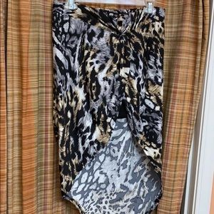 Women’s high low skirt.